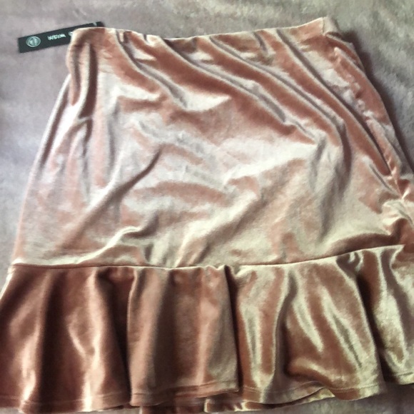 Brand new with tags as you wish velvet skirt YB - Picture 6 of 6